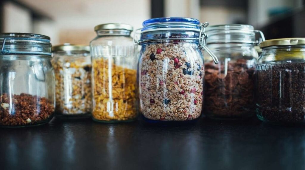 airtight containers
