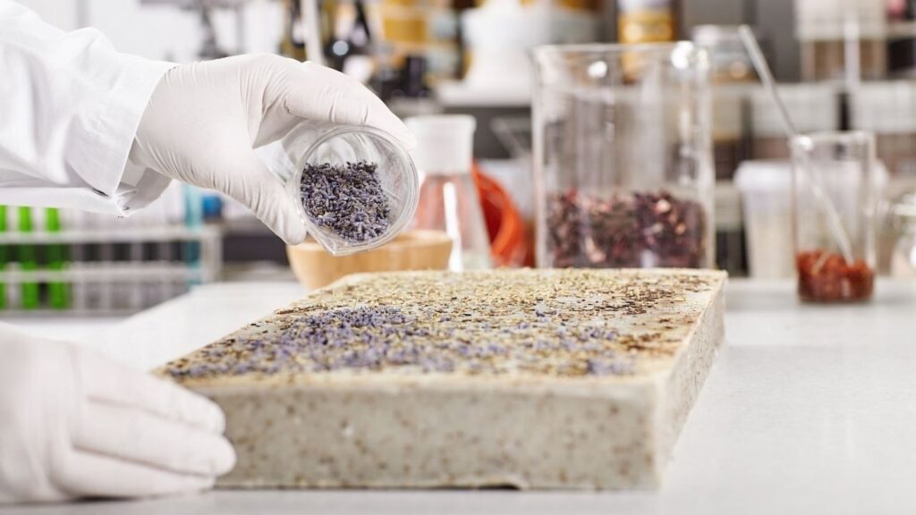 cadmium in soil extracts